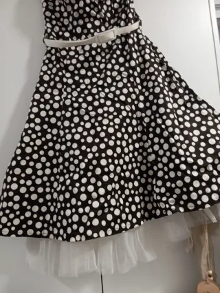 Vestido de fiesta lunares blanco y negro