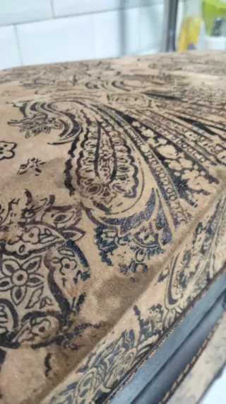 Baúl antiguo decorado