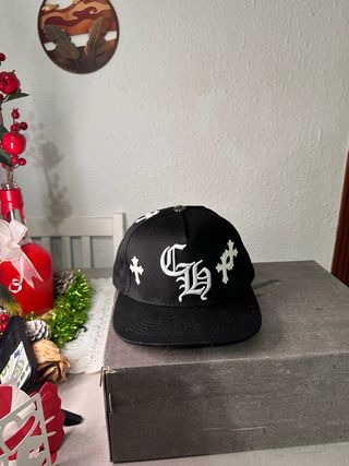 Gorra Chrome Hearts Negra y Blanca