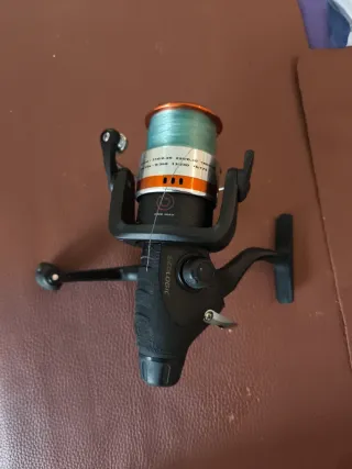 Carrete de pesca 40.Fs.6