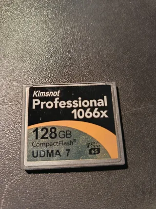 Tarjetas CF Lexar y Kimsnot 128GB y 16GB