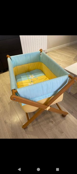 Minicuna de madera. Medidas interior 50 * 75