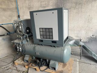 Compresor 10HP 500L con secador