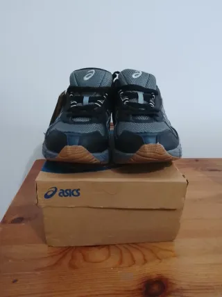 Zapatillas Asics Gel-NYC Gris/Negro/Azul Talla 43