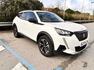 Peugeot 2008 1.5Bluehdi 110cv Allure 2022