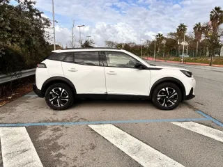 Peugeot 2008 1.5Bluehdi 110cv Allure 2022