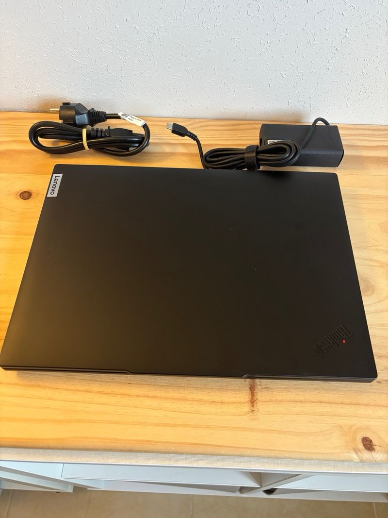 Portátil Lenovo i7 Negro NUEVO A ESTRENAR afbeelding 3
