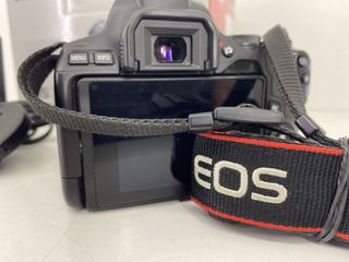 camara digital reflex canon eos 250d