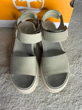 Sandalias Timberland Beige Plataforma