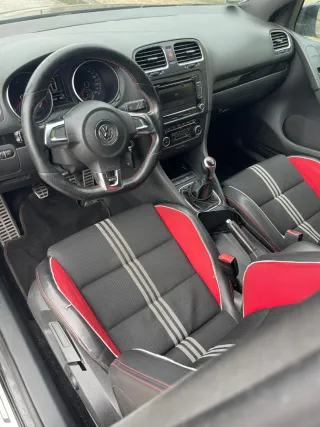 Volkswagen golf GTI ADIDAS