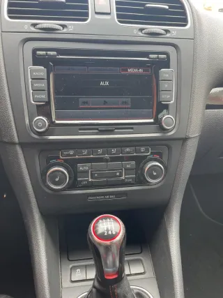 Volkswagen golf GTI ADIDAS