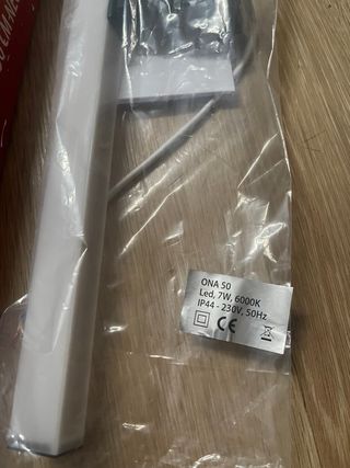 Foco LED Baño 50cm Negro