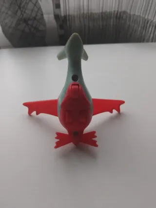 Figura Latias Pokémon