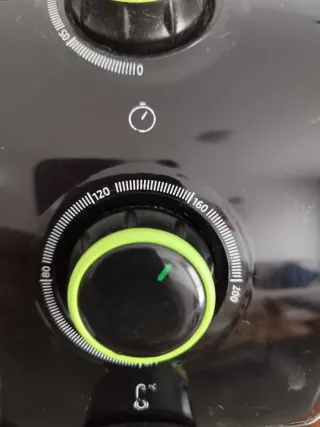 Freidora de aire Cecotec pequeña