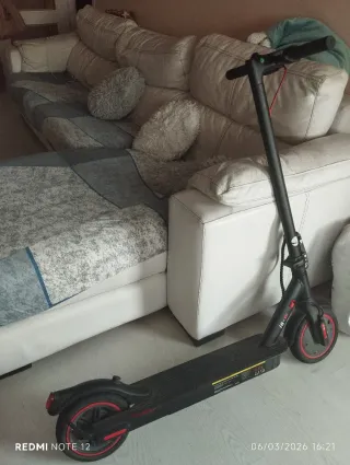 Patinete Eléctrico i8