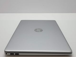 pc portatil hp 15s