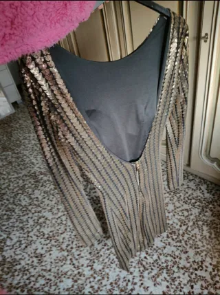Vestito elegante paillettes oro e argento