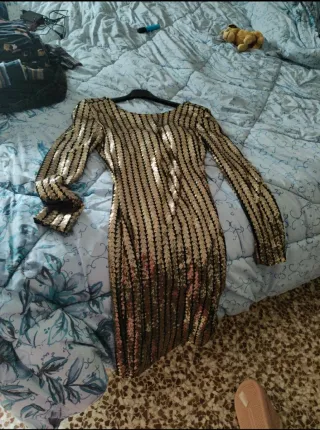Vestito elegante paillettes oro e argento