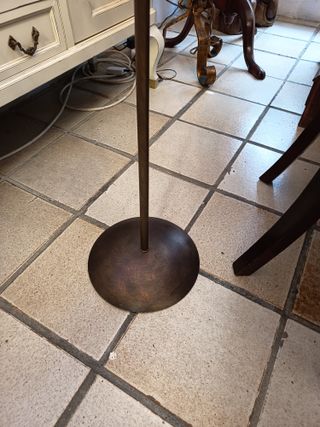 Lámpara de pie metal