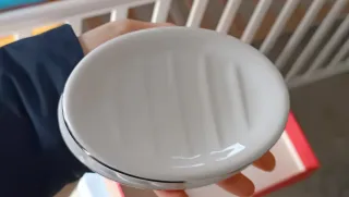 Portasapone vintage ceramica bianco oro