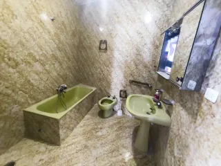 Conjunto de baño: lavabo, bidé y pedestal