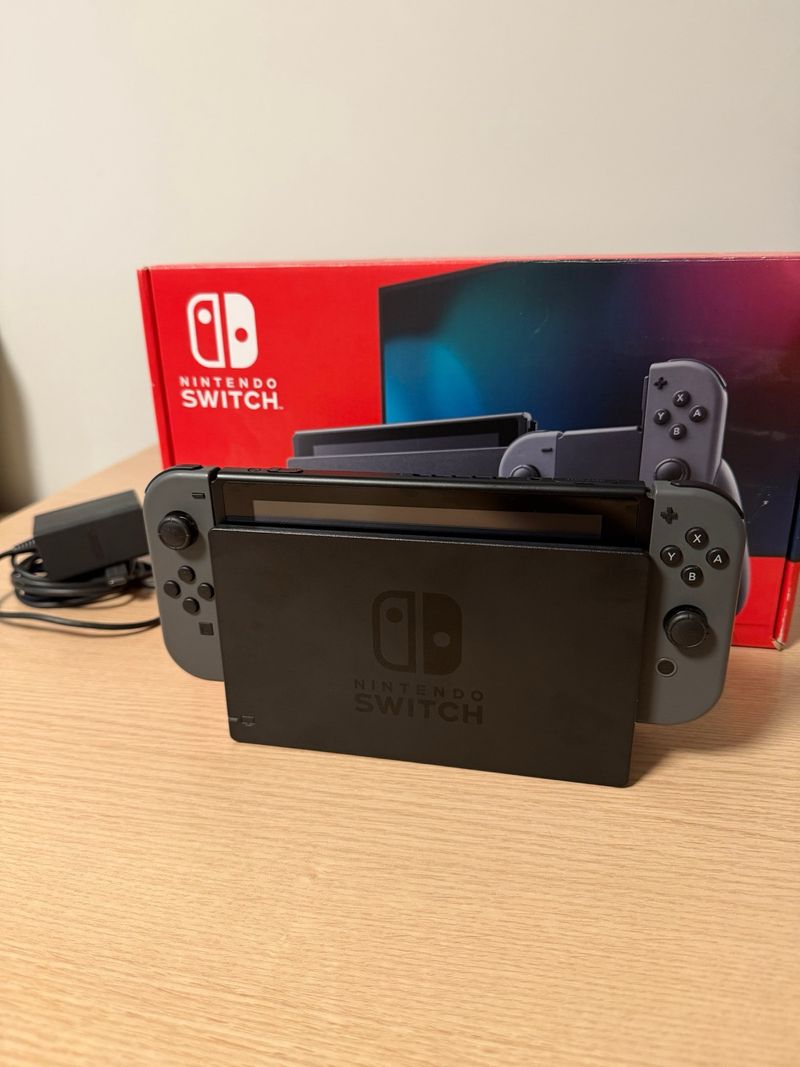 Nintendo Switch Negra y Gris no se hacen envíos