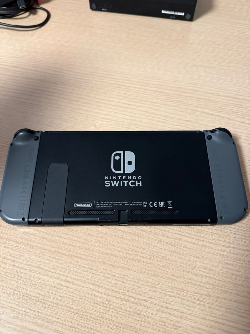 Nintendo Switch Negra y Gris no se hacen envíos afbeelding 4