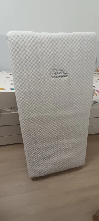 Cuna Ikea con colchón