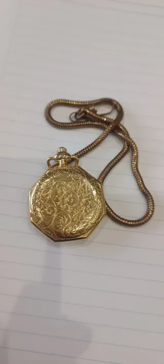 Reloj de bolsillo Affaire dorado con cadena