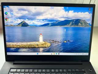 Portátil Lenovo P1 Gen2 32GB RAM 1TB SSD