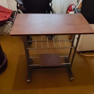 Mesa camilla con ruedas