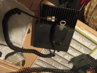 Emisora Kenwood TM-241E
