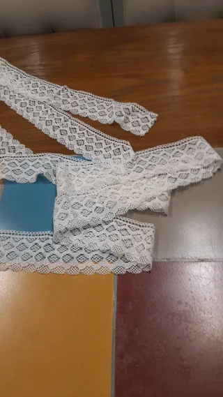 Antiguas puntillas para sábanas a Estrenar