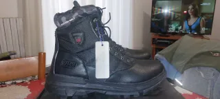 Stivaletti Magnum neri