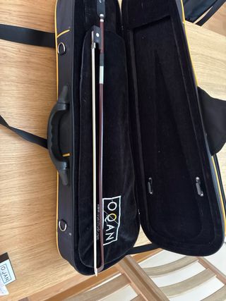 Violín OQAN con Accesorios y con etiqueta