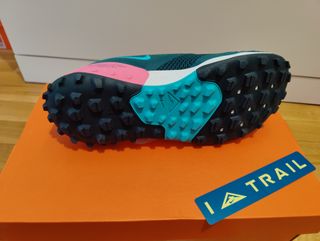 Nike Air Zoom Terra Kiger 5 Mujer Talla 40