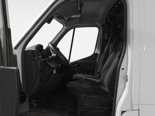 Renault Master Blue dCi L3H2