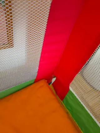 Parque cuna de viaje con ruedas