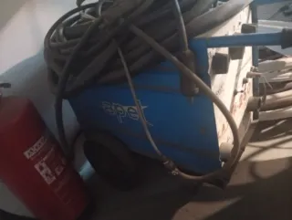 Soldadora Eléctrica LASER-250 APEL