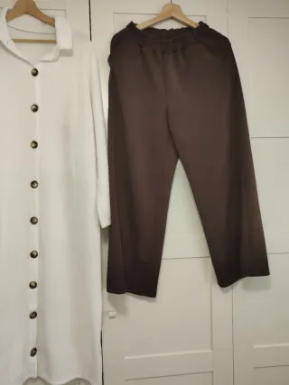 Conjunto Ropa Mujer Blanco y Marrón