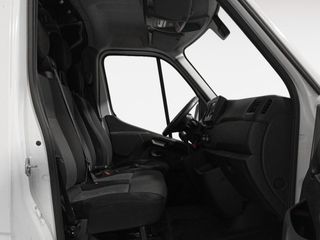 Renault Master Blue dCi L3H2