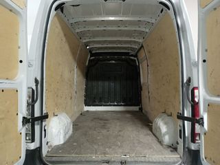 Renault Master Blue dCi L3H2