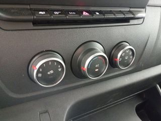 Renault Master Blue dCi L3H2