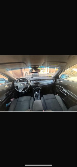 Alfa Romeo Giulietta 2011