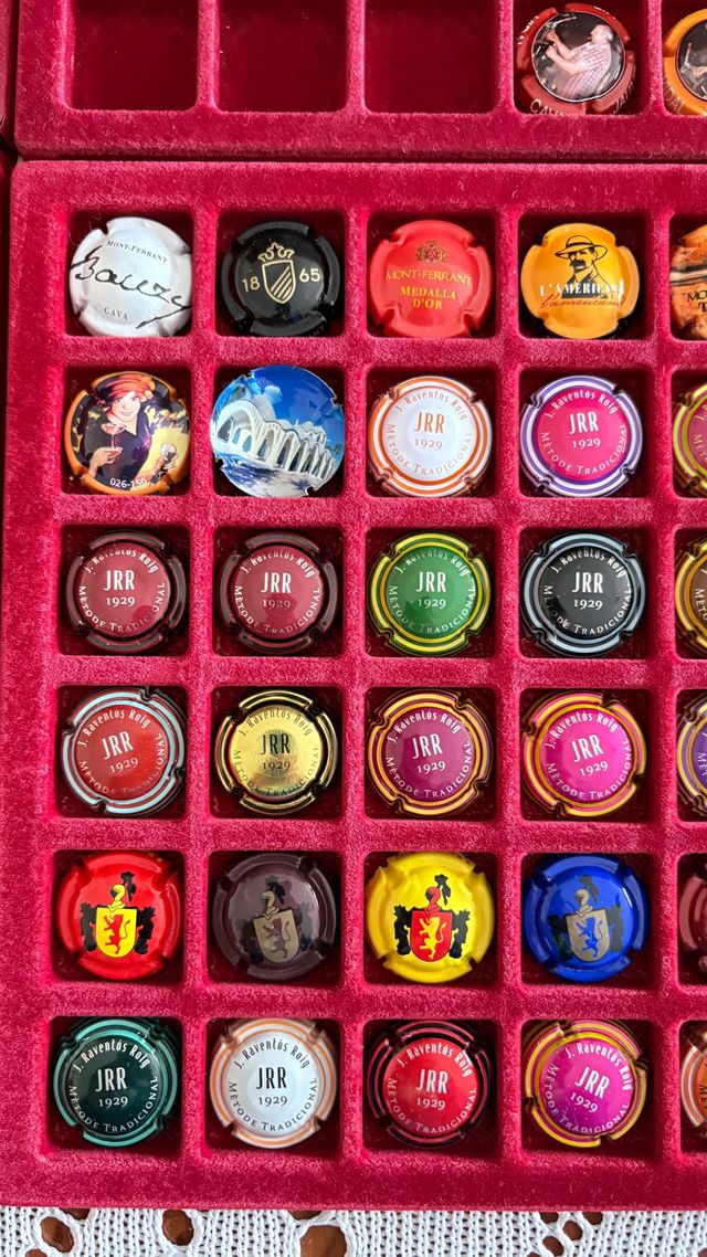 Lote 175 Placas de Cava MONT-FERRAN *MIR VIDAL.etc