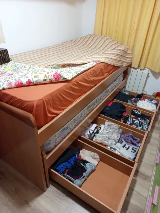 Cama madera 4 cajones grandes, estantería regalo.
