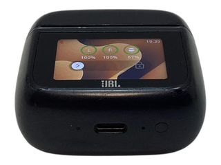 in-ear jbl tour pro 3