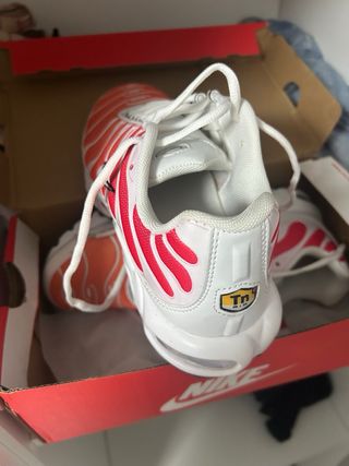 Nike TN Air Max Plus Naranja y Rojo