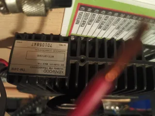 Emisora Kenwood TM-241
