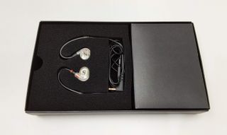 in-ear sennheiser ie 100 pro black